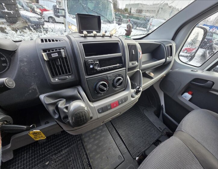 Peugeot Boxer 30