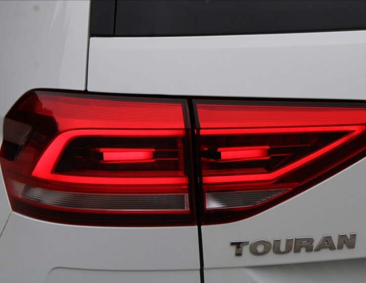 Volkswagen Touran 33