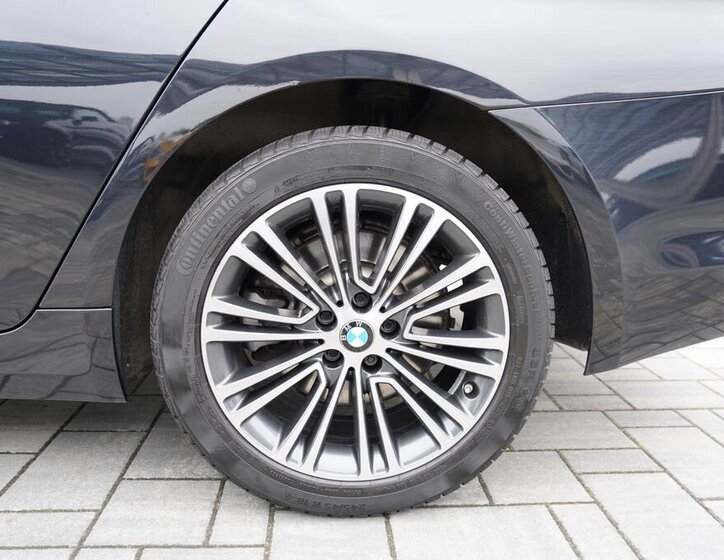 BMW Řada 5 Sedan 2,0 l 140 kw