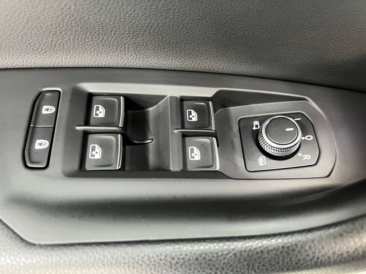 Volkswagen Touareg SUV 3,0 l 210 kw