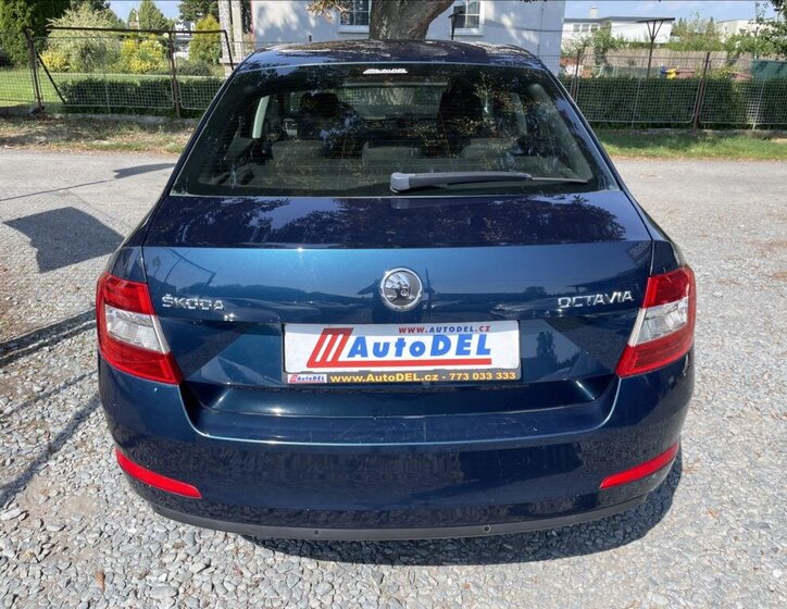 Škoda Octavia Sedan / Limuzína 1,2 l 77 kw