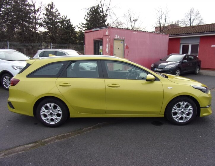 KIA Ceed Kombi 1,5 l 117 kw