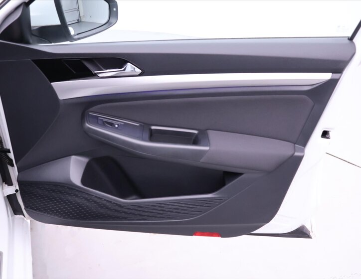 Volkswagen Bora Sedan / Limuzína 0,0 100 kw