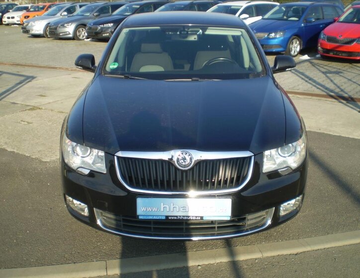 Škoda Superb Sedan 1,6 l 77 kw