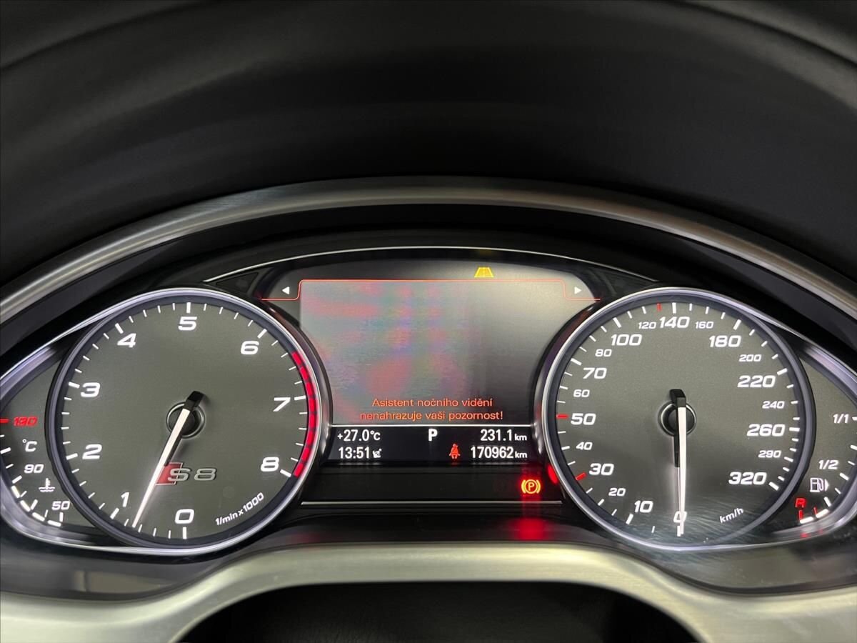 Audi S8 Sedan / Limuzína 4,0 l 382 kw