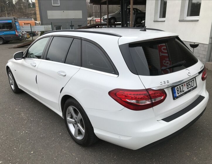 Mercedes-Benz Třídy C Kombi 1,6 l 100 kw