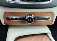 Volvo XC90 SUV 2,0 l 173 kw