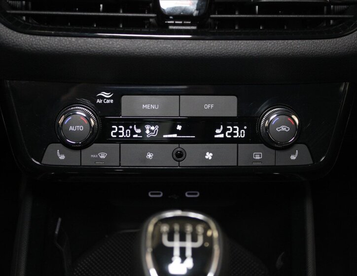 Škoda Fabia Hatchback 999,0 70 kw