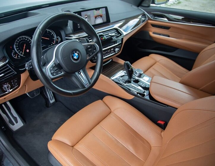 BMW Řada 6 Liftback 3,0 l 235 kw