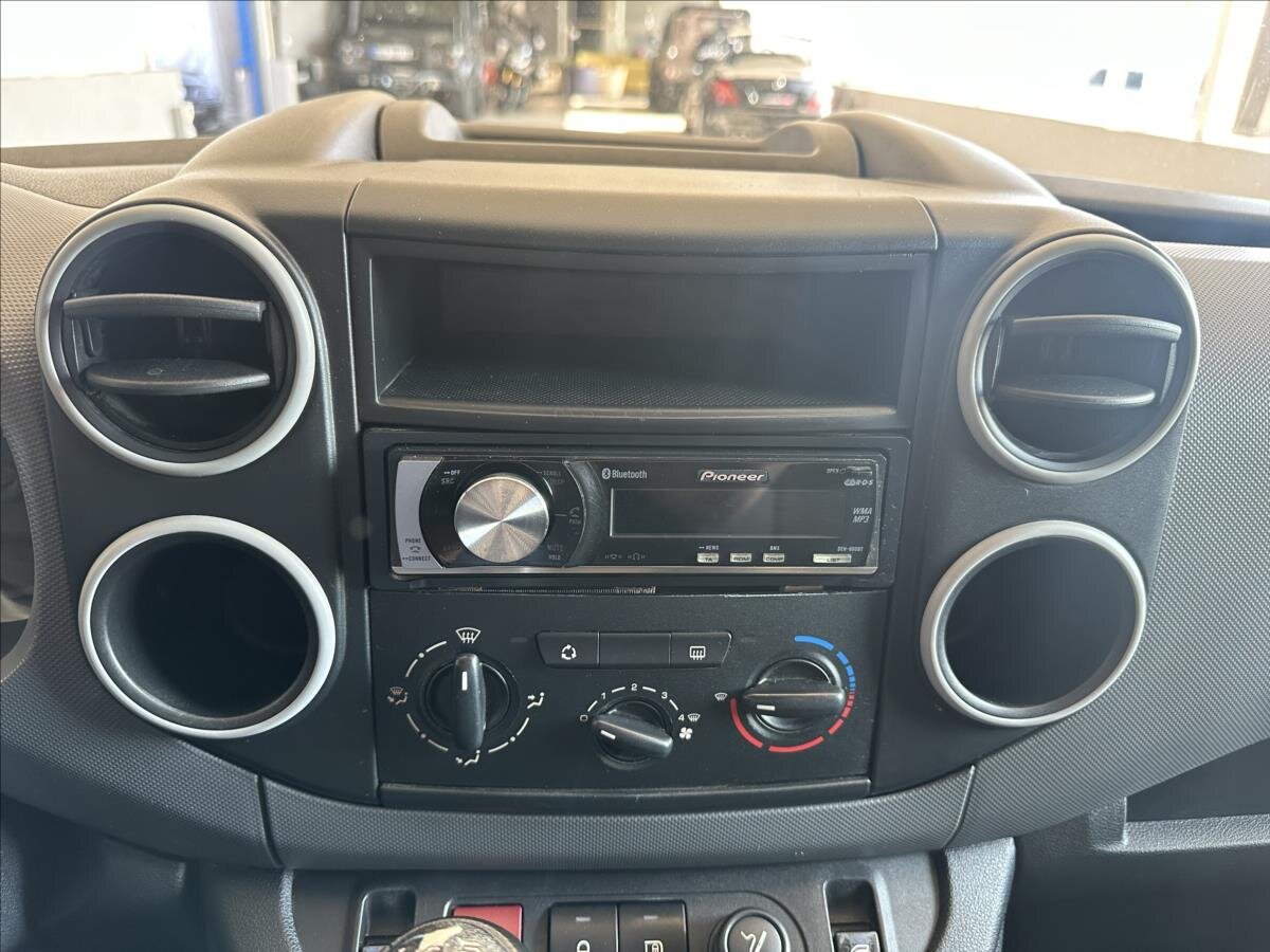 Peugeot Partner Pick-up 1,6 l 66 kw