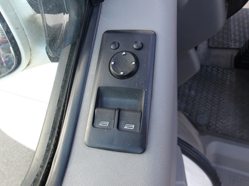 Volkswagen Multivan VAN / Minibus 2,5 l 75 kw