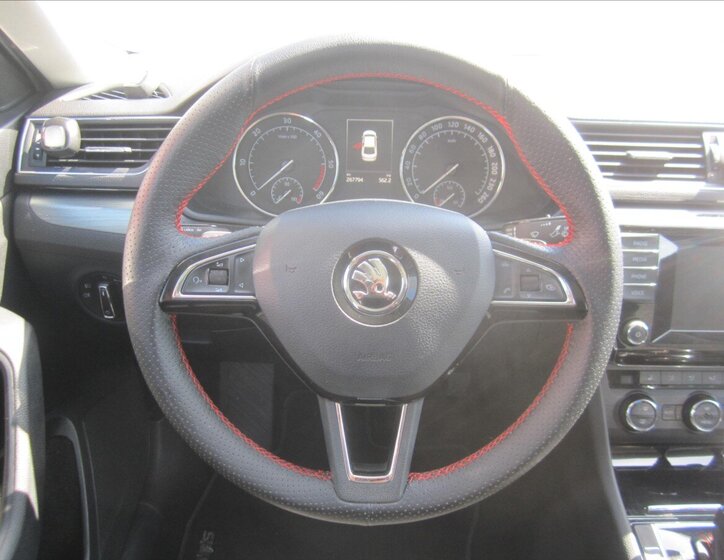 Škoda Superb Sedan 2,0 l 110 kw