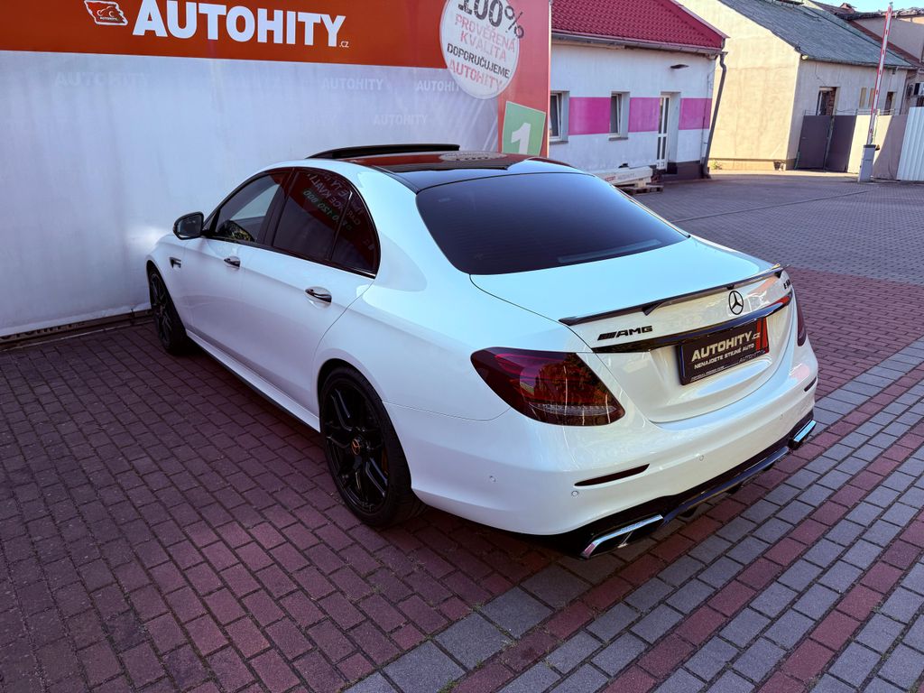 Mercedes-Benz Třídy E