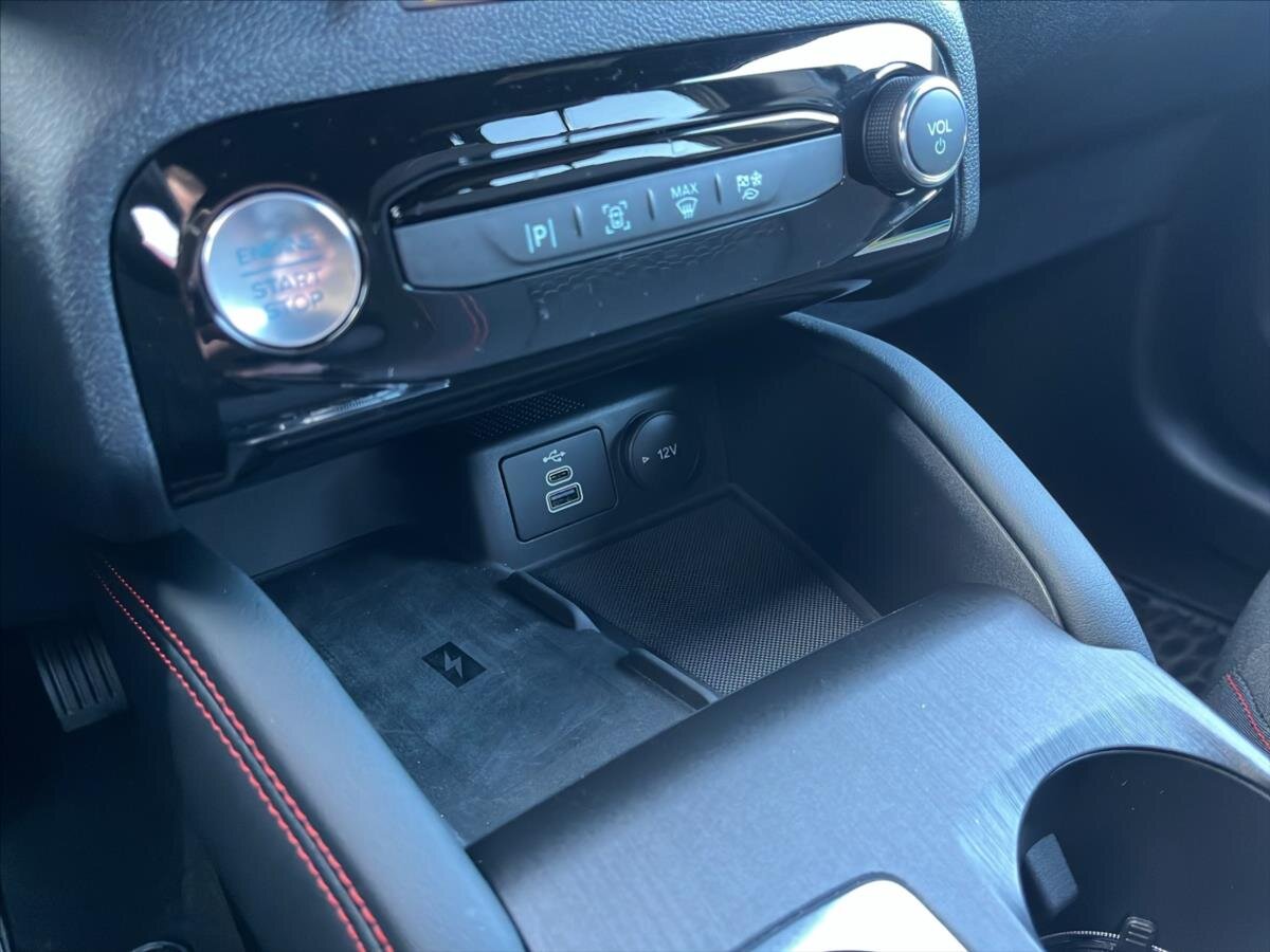 Ford Kuga SUV / Terénní 2,5 l 134 kw