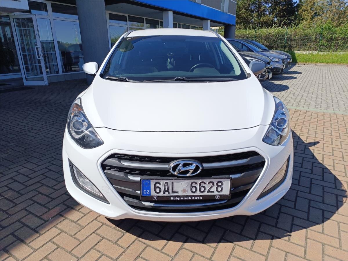 Hyundai i30 Kombi 1,6 l 88 kw