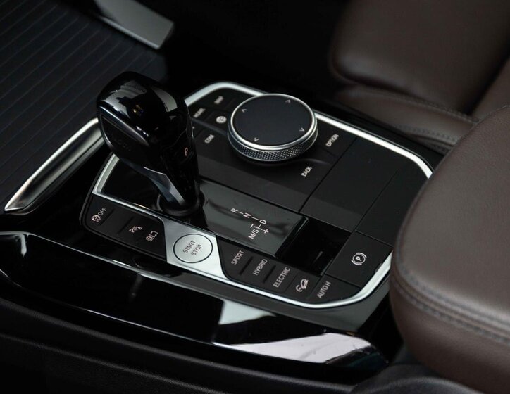 BMW X3 SUV 2,0 l 215 kw