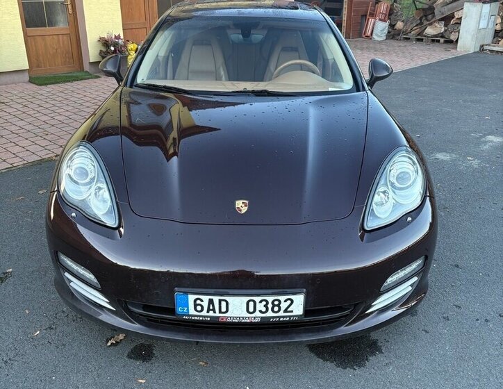 Porsche Panamera Sedan 0,0 294 kw