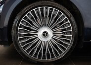 Mercedes-Benz Ostatní Sedan / Limuzína 6,0 l 450 kw