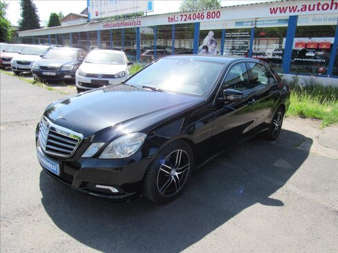 Mercedes-Benz Třídy E Sedan / Limuzína 2,1 l 125 kw