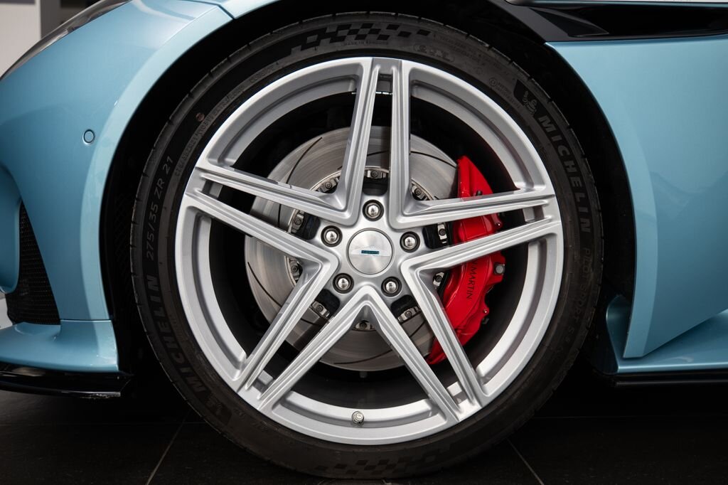 Aston Martin Ostatní Kabriolet 4,0 l 500 kw