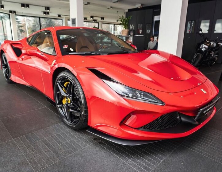 Ferrari Ostatní Kupé 3,9 l 530 kw