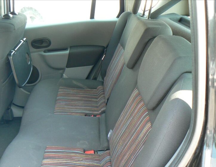 Renault Modus Kombi 1,1 l 55 kw