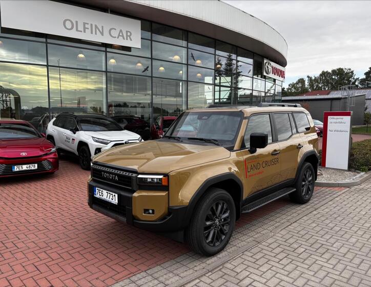 Toyota Land Cruiser 1