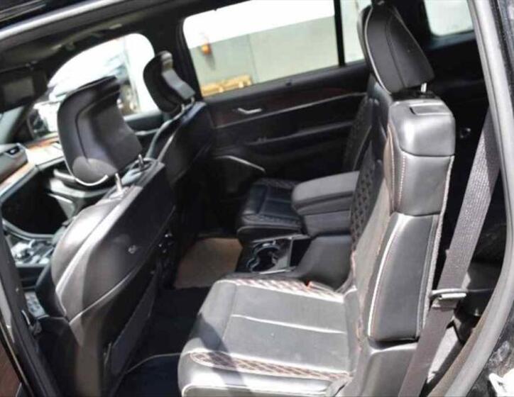 Jeep Grand Cherokee 18