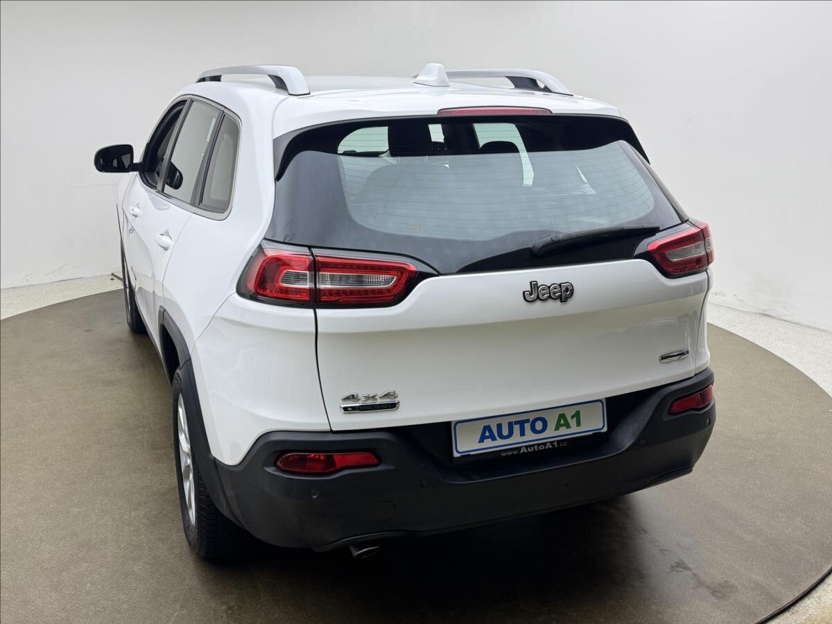 Jeep Cherokee SUV 2,0 l 103 kw