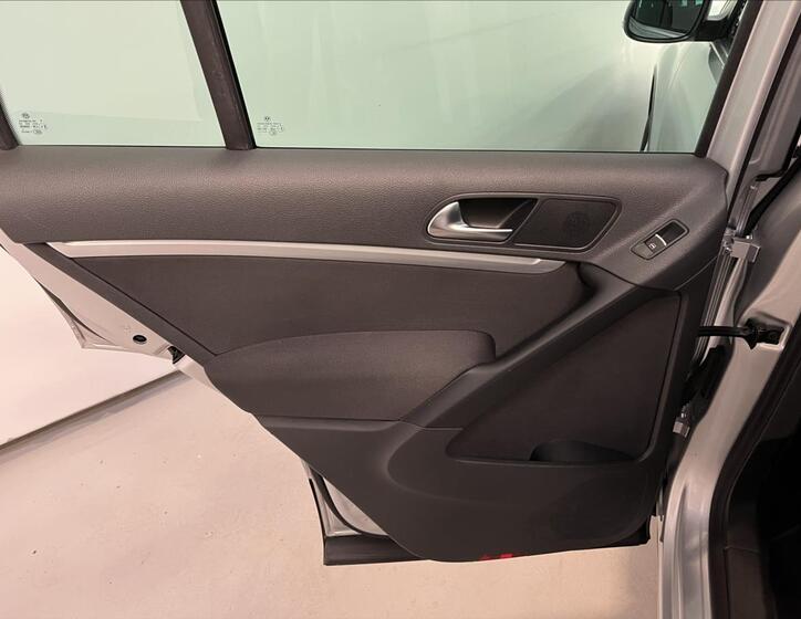 Volkswagen Tiguan 24