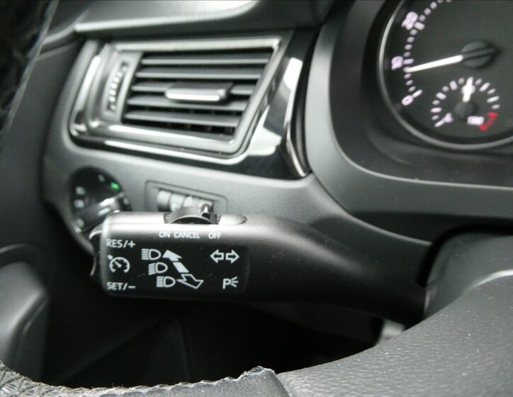 Škoda Rapid Hatchback 1,2 l 77 kw