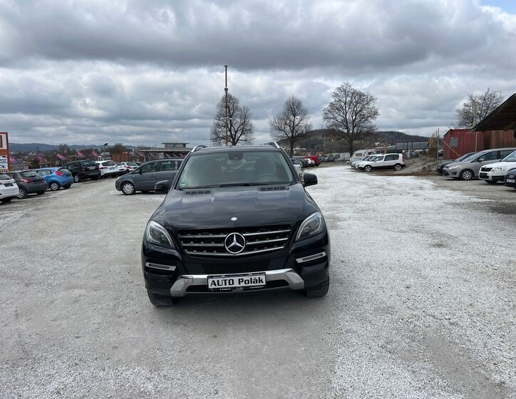 Mercedes-Benz Třídy M SUV / Terénní 3,0 l 190 kw