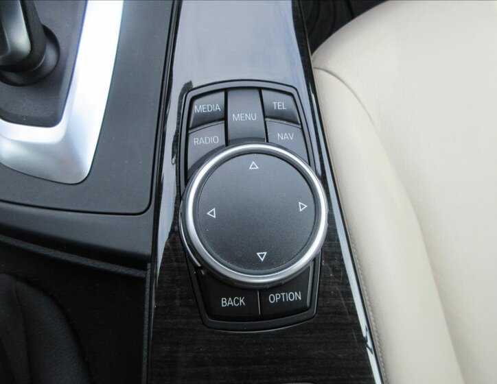 BMW Řada 4 Kabriolet 2,0 l 135 kw