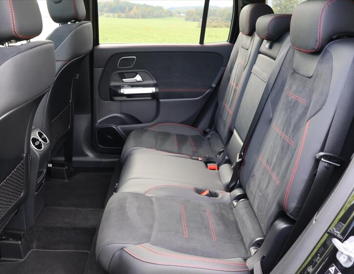 Mercedes-Benz GLB 18