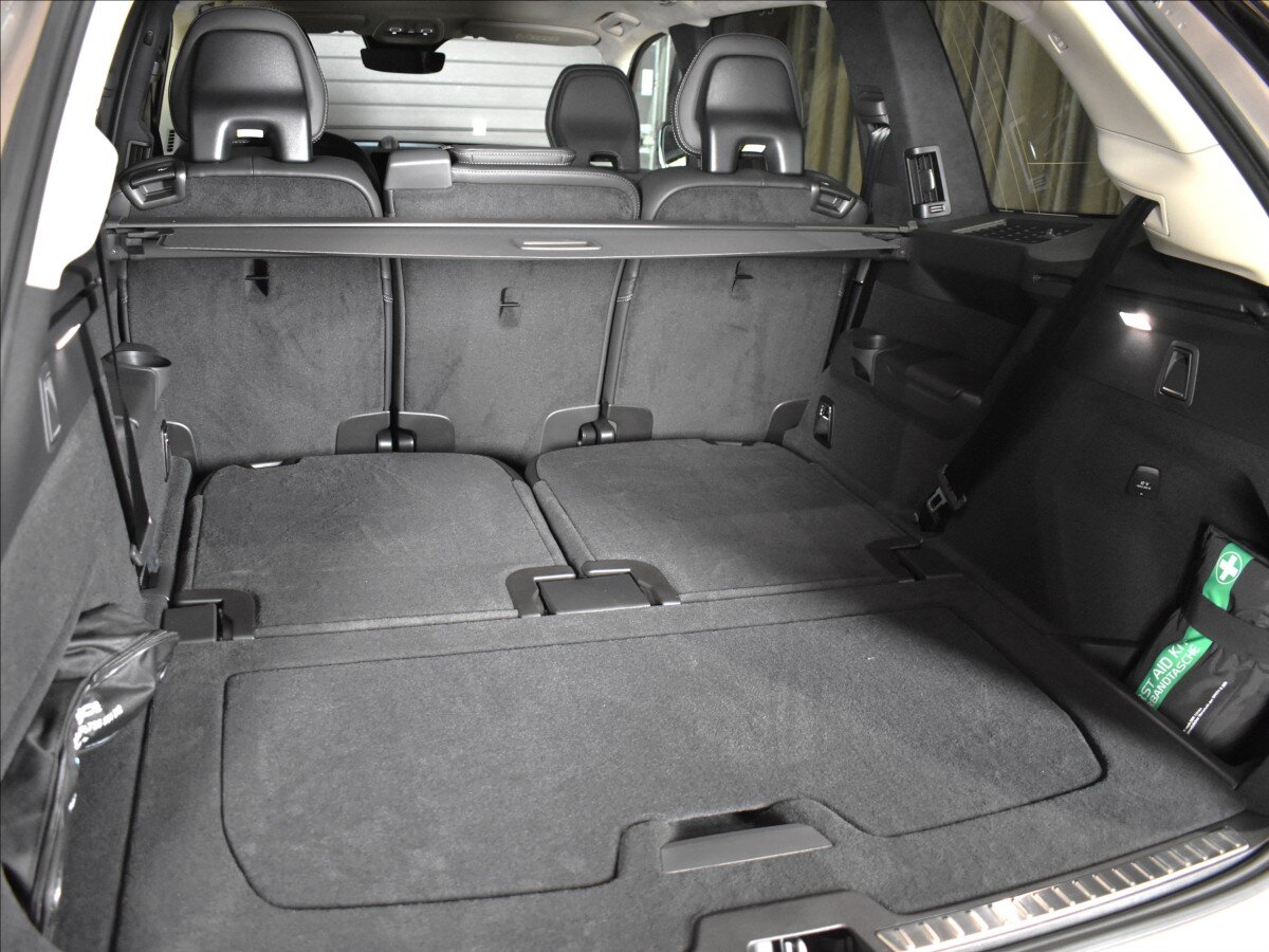 Volvo XC90 SUV / Terénní 2,0 l 335 kw