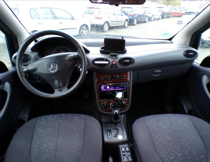 Mercedes-Benz Třídy A 7