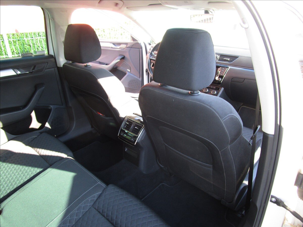 Škoda Superb Kombi 1,8 l 132 kw