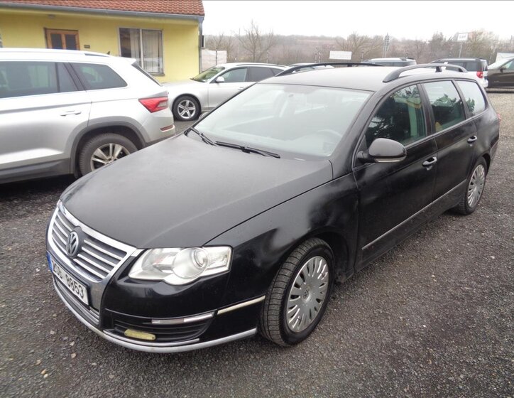 Volkswagen Passat Kombi 2,0 l 103 kw