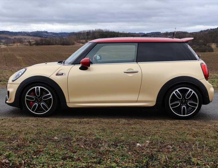 Mini Cooper Hatchback 2,0 l 170 kw