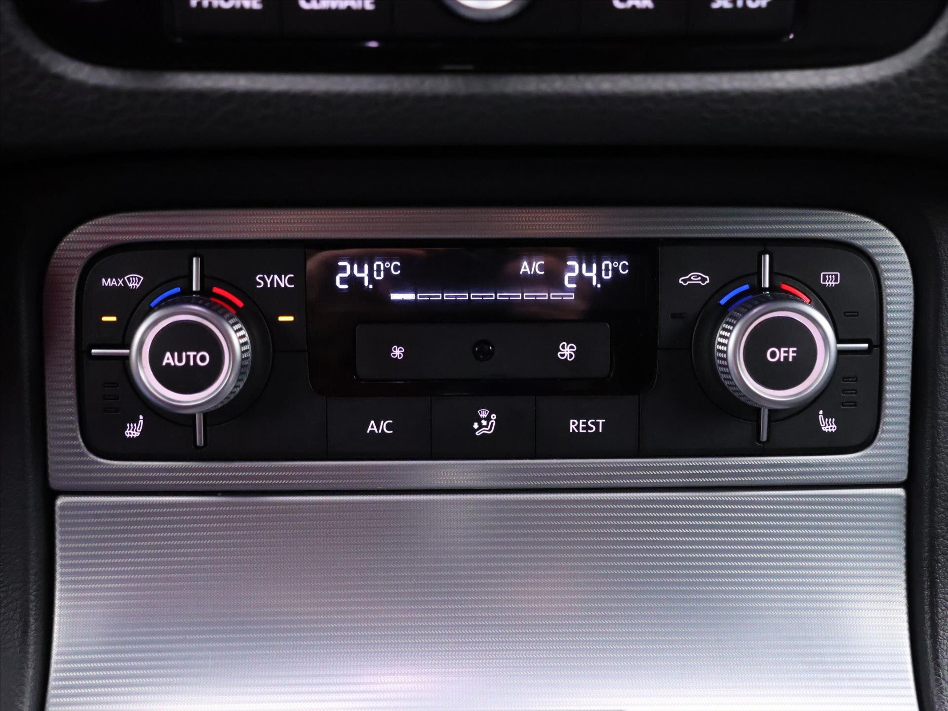 Volkswagen Touareg SUV / Terénní 3,0 l 193 kw