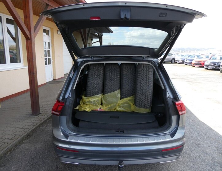 Volkswagen Tiguan Allspace SUV / Terénní 2,0 l 140 kw