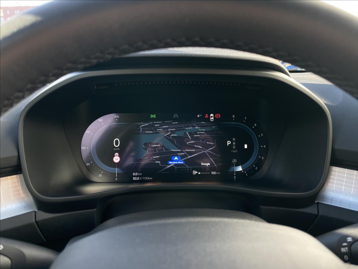 Volvo XC40 SUV 2,0 l 145 kw