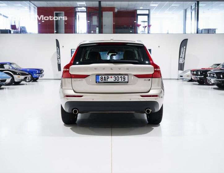 Volvo XC60 6