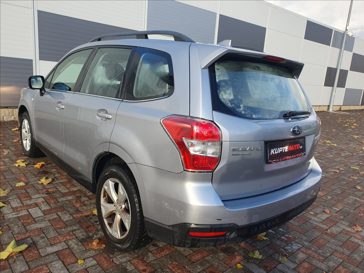 Subaru Forester SUV 2,0 l 108 kw