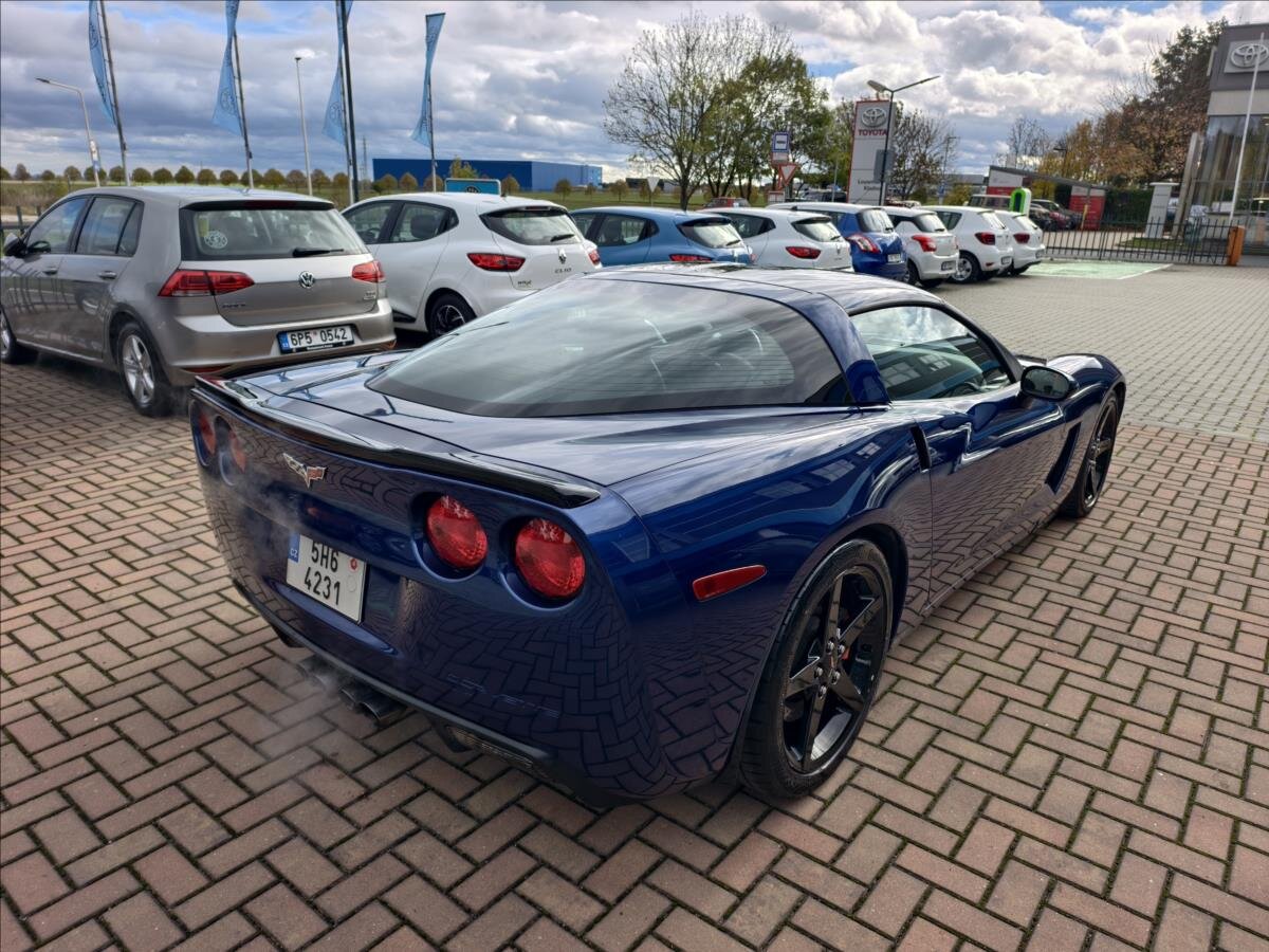 Chevrolet Corvette Kupé 6,0 l 298 kw