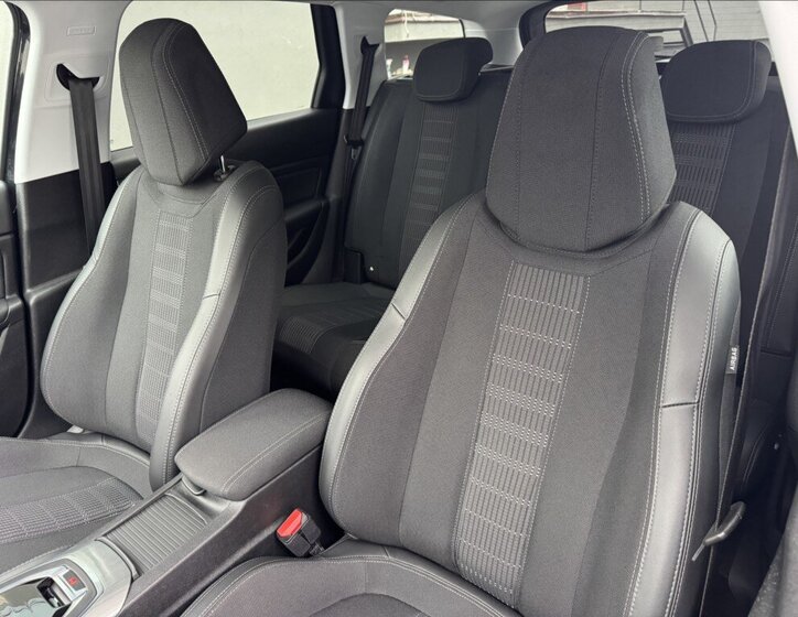 Peugeot 308 Kombi 1,5 l 96 kw