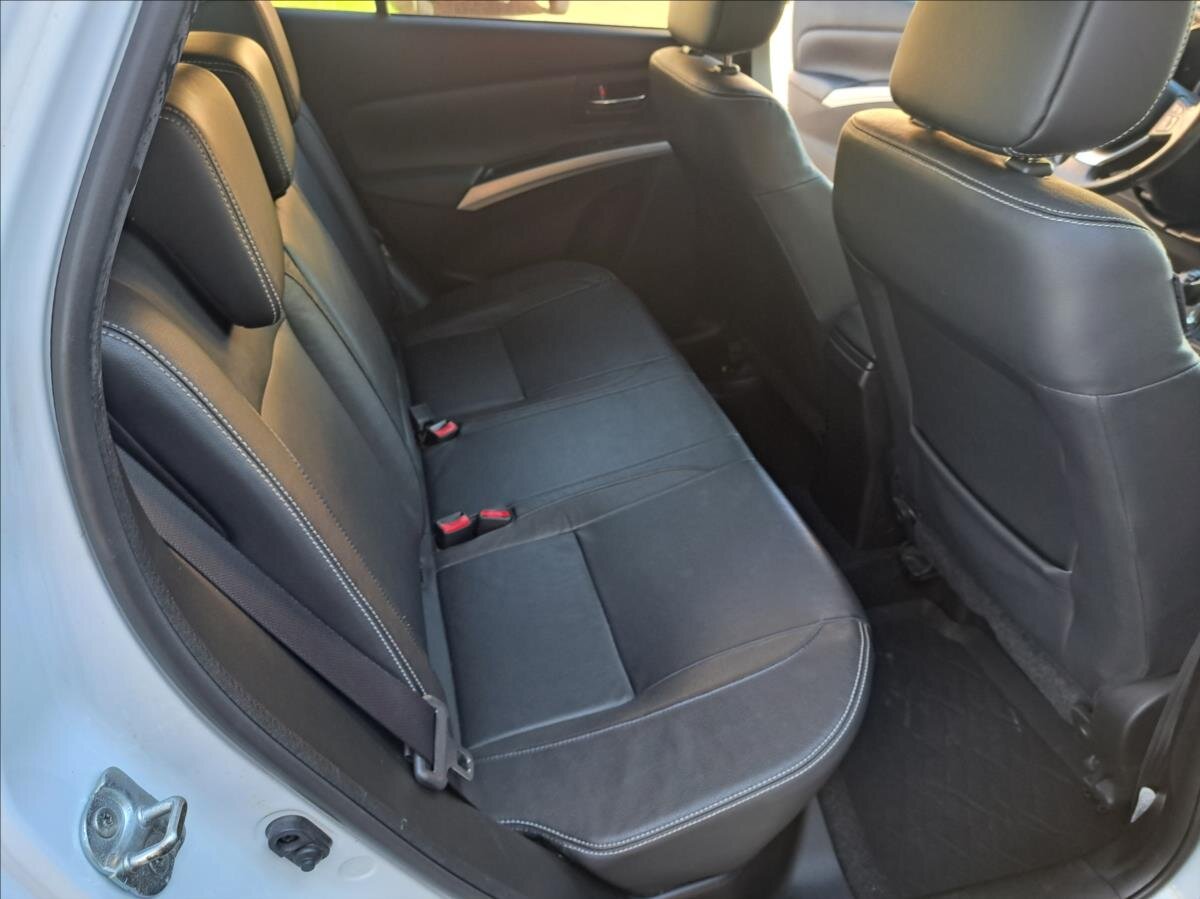 Suzuki SX4 S-Cross Hatchback 1,6 l 88 kw