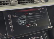 Audi e-tron SUV / Terénní 0,0 300 kw