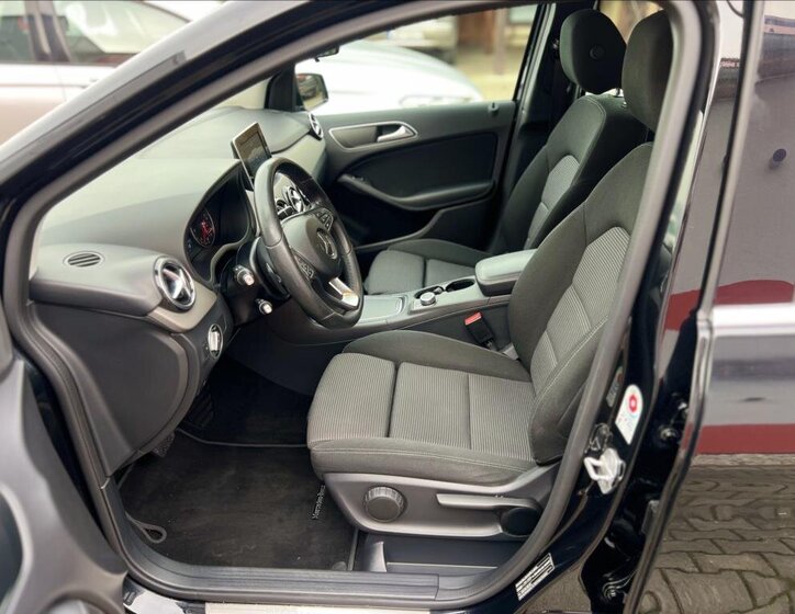 Mercedes-Benz Třídy B Kombi 1,5 l 80 kw