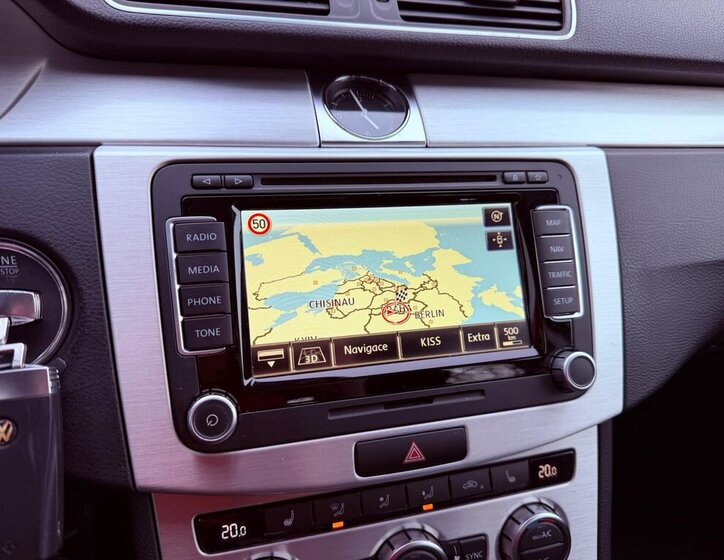 Volkswagen Passat Sedan / Limuzína 2,0 l 130 kw